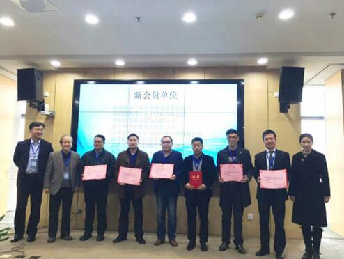 ף���ķ����˳����Ϊ�Ͼ�ƽ����ʾ��ҵЭ���Ա��Ԫ