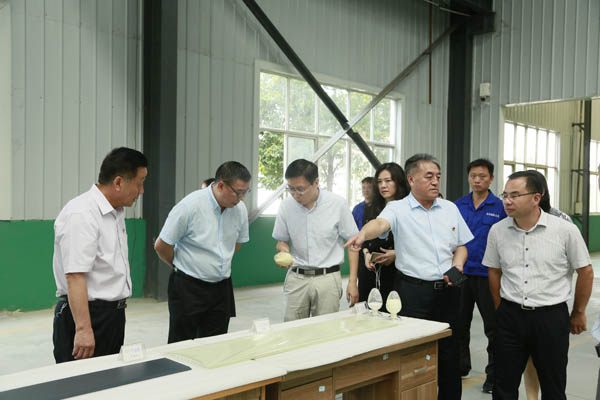 ����֤��������׾ֳ�һ�й���CA88���ŵ��б�Ǯ�г�����