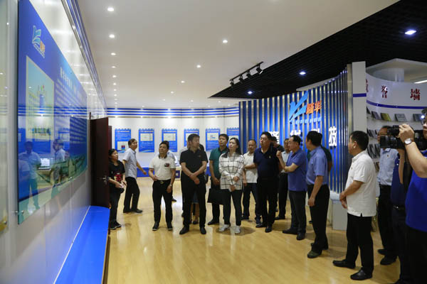 ����Э����ϯ��ʯ��һ�е���CA88���ӿ���ҵ���ºͷ�������