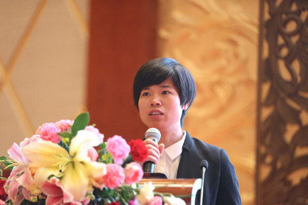 ��������ٻ񡰴������ý�������2017�й�����OLED��ᡪ����������ITO�вĹ�����֮·